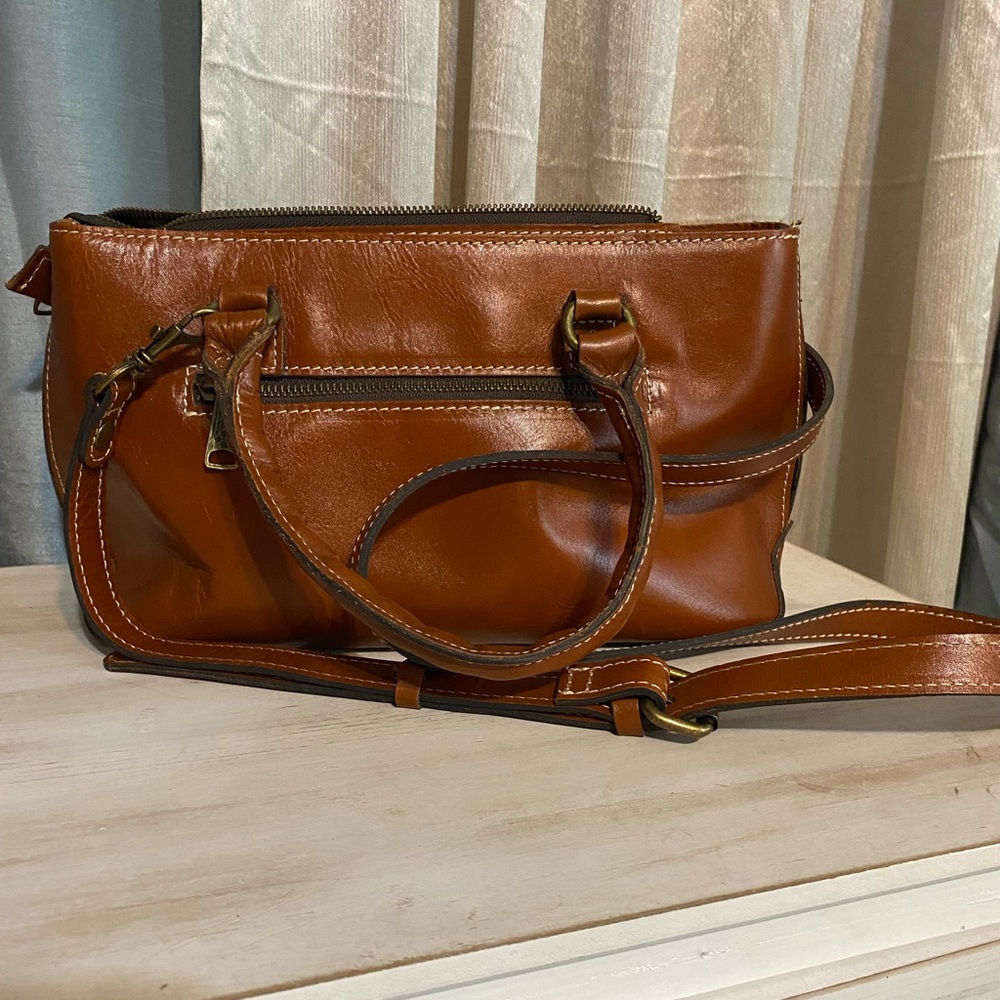 LIKE NEW-Patricia Nash Heritage Collection Bag